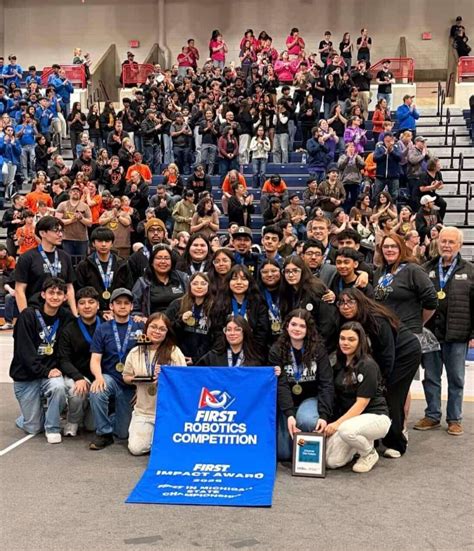 Southwest Detroit robotics team heads to world championship in Houston - mlive.com