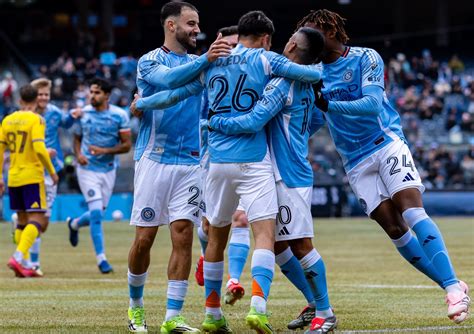 A HIGH FIVE: NYCFC routs Orlando City SC, 5-0 - Front Row Soccer
