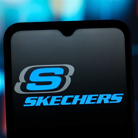 'Perfect' Nike Air Vapormax Plus Shoes Are on Sale Now for $70 Off ...