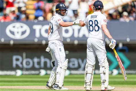 Yashasvi Jaiswal burns review after Josh Tongue traps him lbw for 28 on ...
