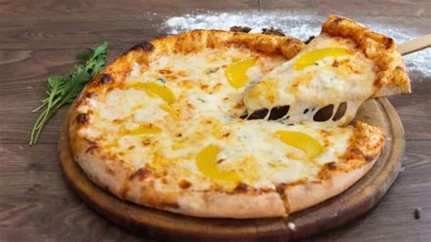 Popular Cafe Food Trail In Connaught Place, Delhi