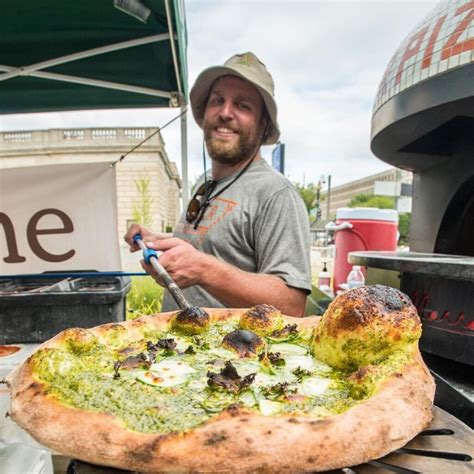 Job gekündigt, um Pizza zu verkaufen – heute betreiben wir 9 Restaurants - Business Insider