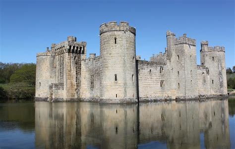 Knights Templar – Histories and Castles