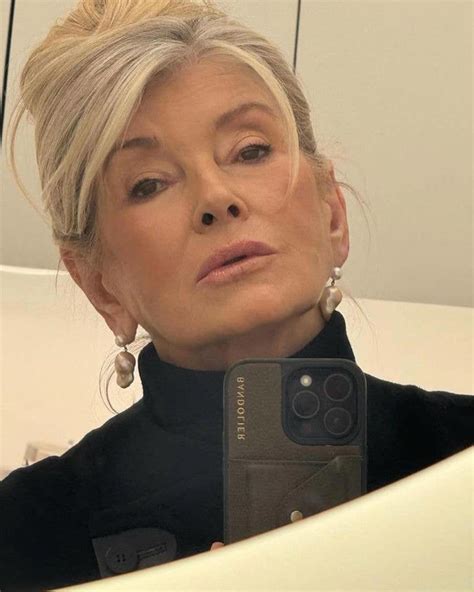 Martha Stewart, 84, looks impossibly youthful in fresh-faced travel ...