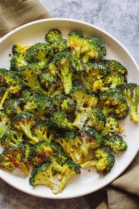 Easy Roasted Broccoli Recipe