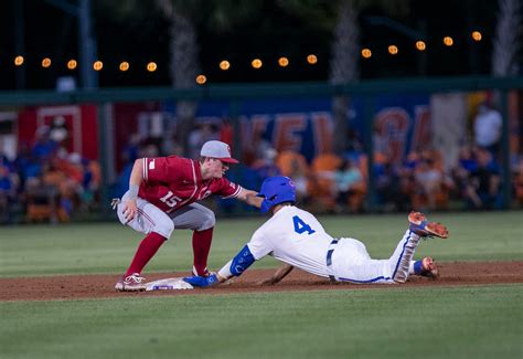 OU Sooners beat Florida Gators in NCAA baseball Gainesville Regional