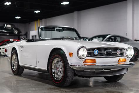 1974 Triumph TR6 VIN CF22975U | Hagerty Valuation Tools