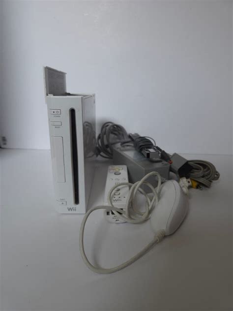 Nintendo Wii Compleet met remote & Nunchuck (m2420843002 ...