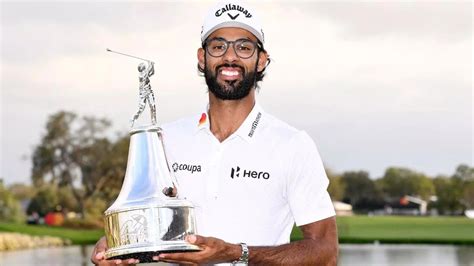 Did Akshay Bhatia break golf’s anchoring rule at the Arnold Palmer ...