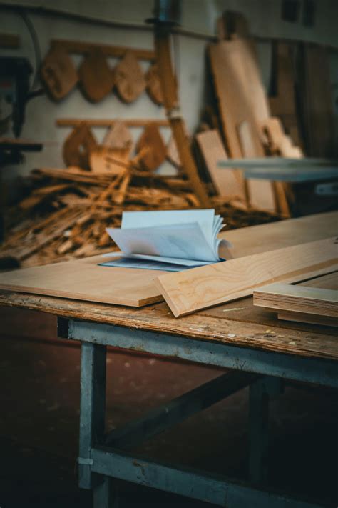 Carpenter Workspace Photos, Download The BEST Free Carpenter Workspace Stock Photos & HD Images