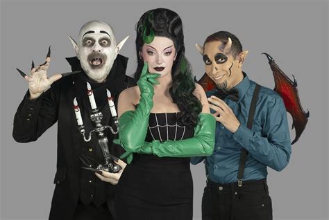 Exclusive: New Ghouls Join Svengoolie In The Dungeon
