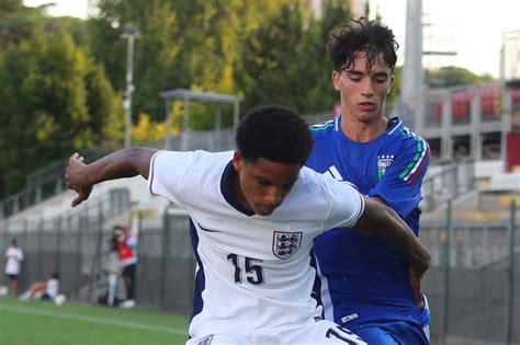 Italy kick off with a win 2-1 against England at Tre Fontane. Pasqual ...