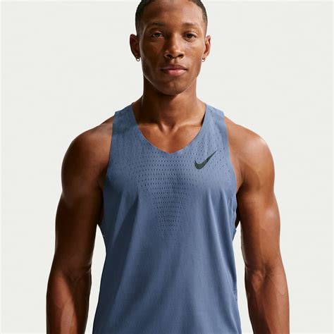 Running. Nike CH