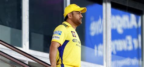 'I Think It’s Time...' MS Dhoni Gets Blunt Advice from Ex-IND Star ...
