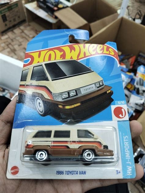 Hot Wheels 1986 Toyota Van, Hobbies & Toys, Toys & Games on Carousell
