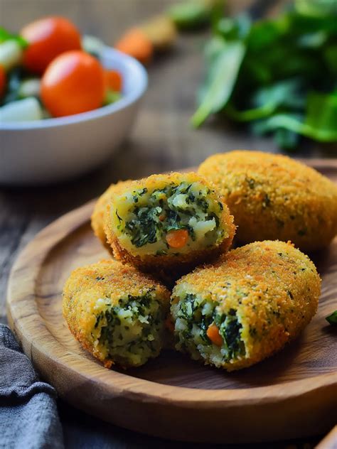 Crispy Spanish Spinach Croquettes for Irresistible Snacking