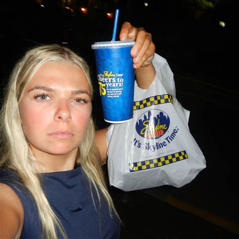 GRWM for 1 of 8 night shifts in a row🥲you guys I need money. And yes I ...