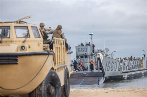 Svi komentari - Američki marinci se uputili ka Iranu? - B92