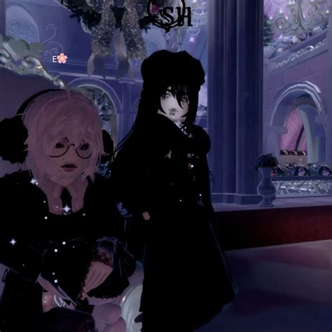 Pin by Miwa on Royale High | Royal high roblox outfits boy, Royal high ...