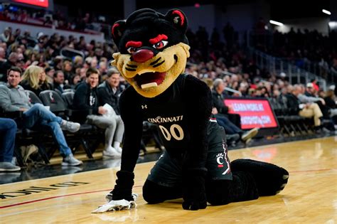 Where to watch Cincinnati Bearcats vs Texas Tech Red Raiders college ...