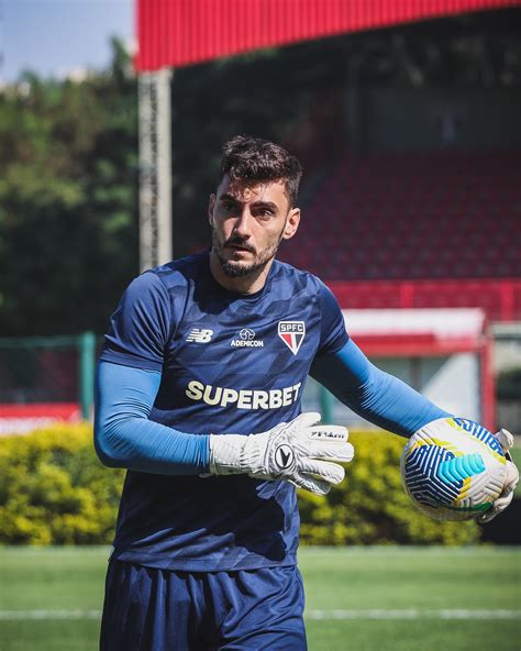 Rafael se declara ao São Paulo: "Se o presidente quiser, fico até o ...