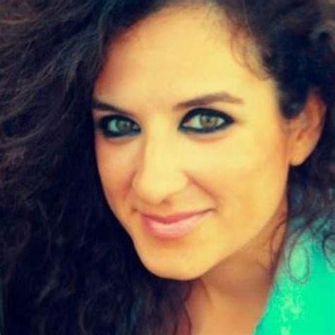 Adiós "malas hierbas": 7 plantas invasoras que, sí o sí, debes eliminar ...