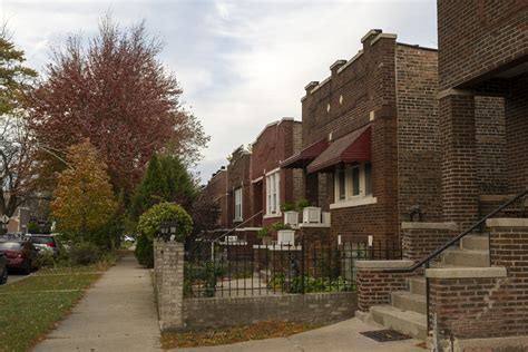 Chicago short nearly 225,000 affordable rental units for its poorest ...