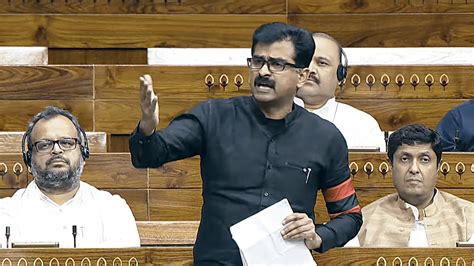 Day before crucial MDMK meet, Durai Vaiko resigns as principal secy ...