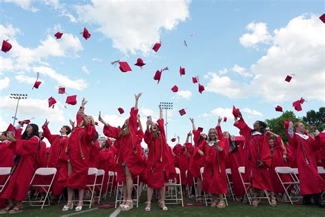 Can you buy gas with a Buc-ee's gift card? Fuel policy draws critics