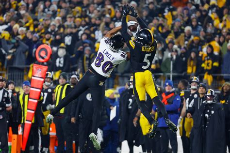 Ravens suffer a 26-24 loss to the Steelers on a 44-yard Tyler Loop missed FG
