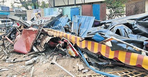 Eatery razed after eight suffer poisoning in TN's Madurai; seven-year ...