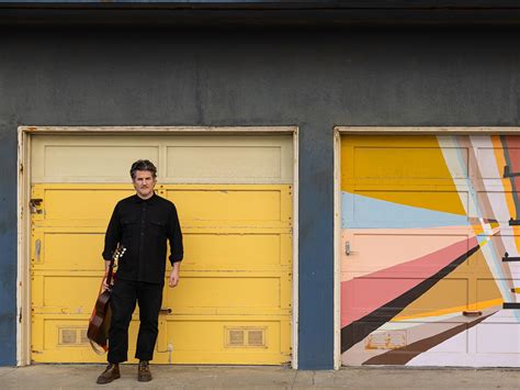 All We Are (Acoustic Version) canción de Matt Nathanson de Modern Love ...