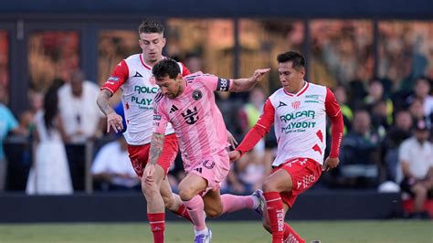Lionel Messi leaves Leagues Cup match with injury in 11th minute