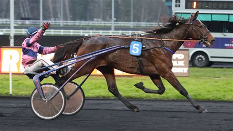 Camilla araujo hot leak passe par Lille, un de ces quatre