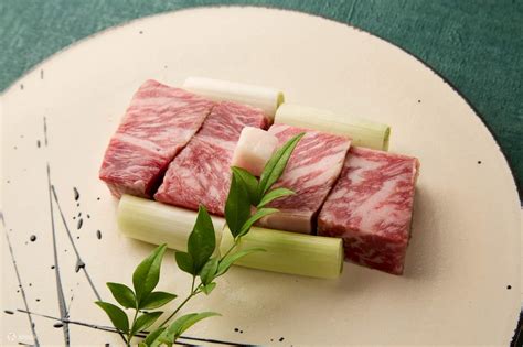 Enjoy Authentic Sukiyaki in a Modern Japanese Setting – Shinsaibashi ...