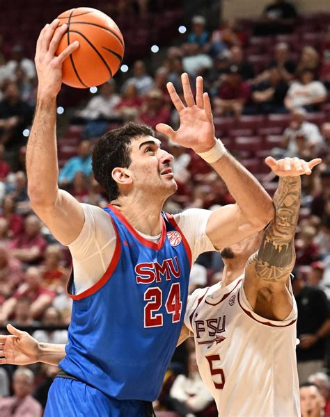 Chauncey Wiggins scores 31 as Florida State tops SMU | Reuters