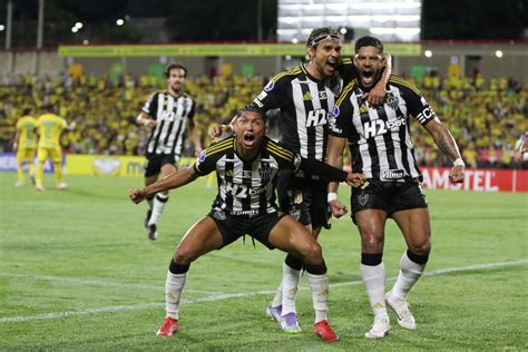 Hulk firma con un nuevo equipo hasta 2027 y sacude el mercado brasileño