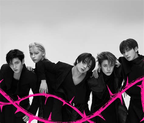 [Notice] TOMORROW X TOGETHER ‘7TH YEAR: A Moment of Stillness in the Thorns’ POP-UP STORE Visit ...