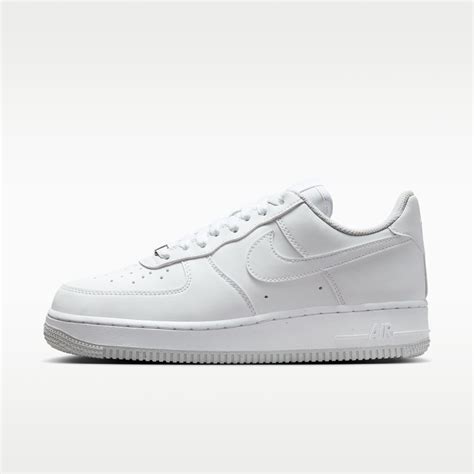 Air Force 1. Nike ES