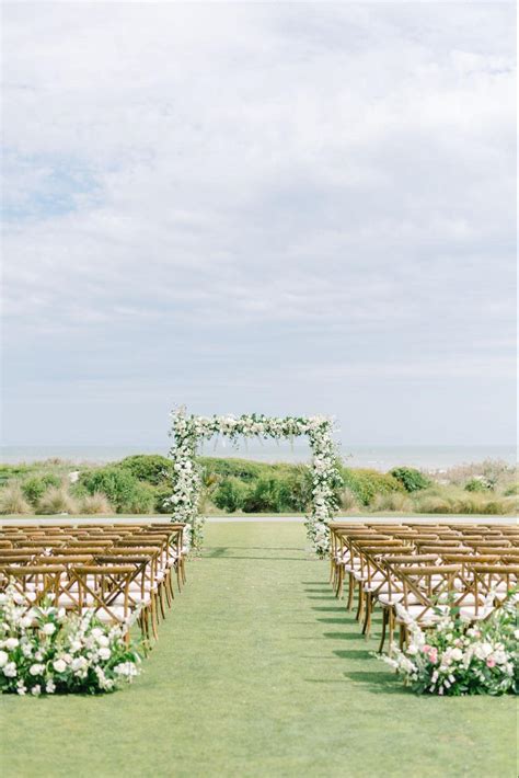 How much does an outside wedding cost | Honestweddingadvice.com