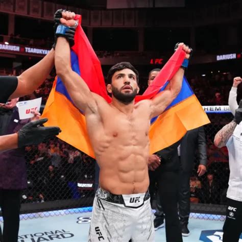 “The Silence Said Everything!” — Arman Tsarukyan Obliterates Charles Oliveira with a Brutal KO ...