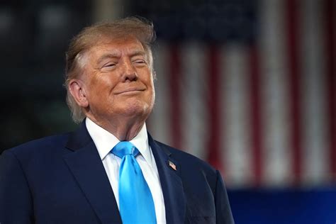 Trump's new pitch for Republican candidates — they're really good looking