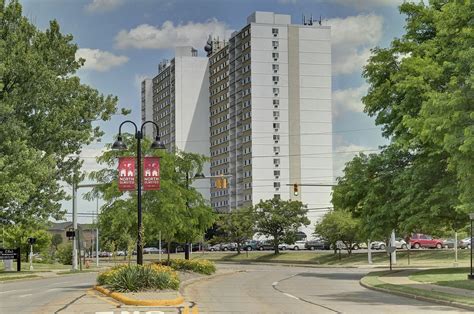 26101 Country Club Blvd #422, North Olmsted, OH 44070 - See Est. Value, Schools & More