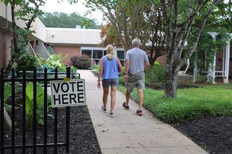 Two Democrats running for Georgia Public Service Commission are poised ...