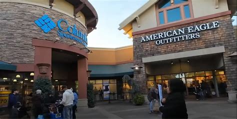 Woodburn Premium Outlets Shops Directory [PDF]