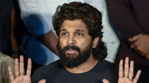 Allu Arjun Heads To Hospital To Meet Injured Child Following Sandhya ...