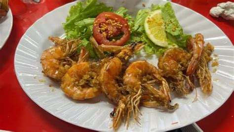 El buffet de mariscos de 200 pesos donde vas a comer rico hasta ...