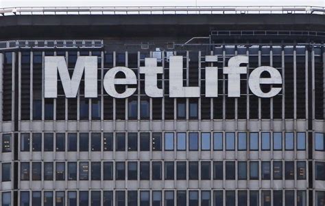 MetLife to pay $25 million for annuity sales violations: FINRA | Reuters