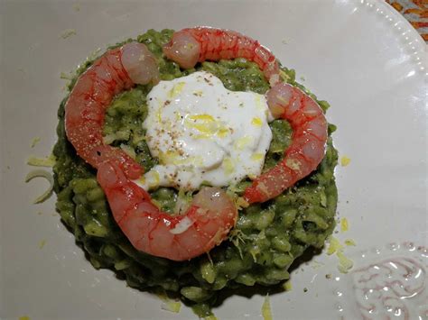 Risotto con crema di broccolo, stracciatella e gamberi rossi di Mazara ...