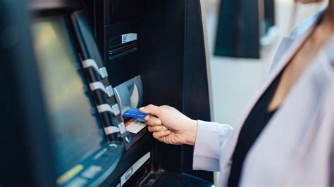 How much money can you withdraw from an ATM? Maximum cash withdrawals for UK banks revealed